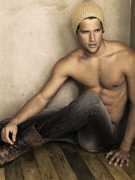 FINDaFAG.com | Hot Guys and Low Prices! | Jack Goff - Graphic Designer